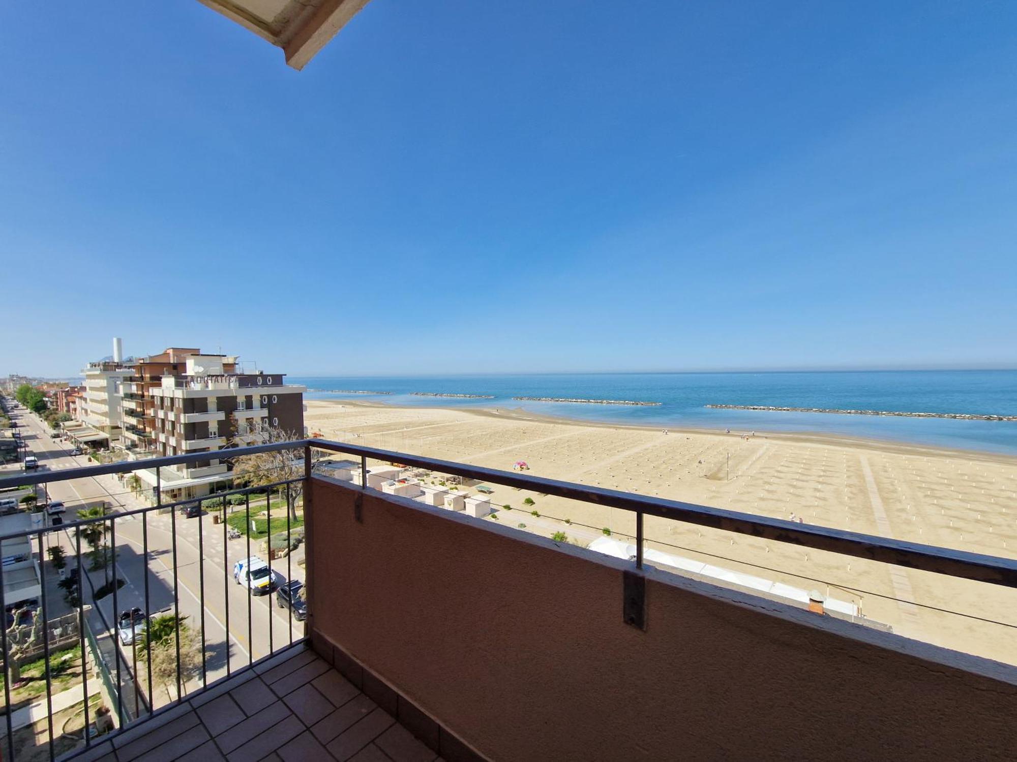 Hotel Salsedine " 5 Mt From The Beach ! " Rimini Buitenkant foto