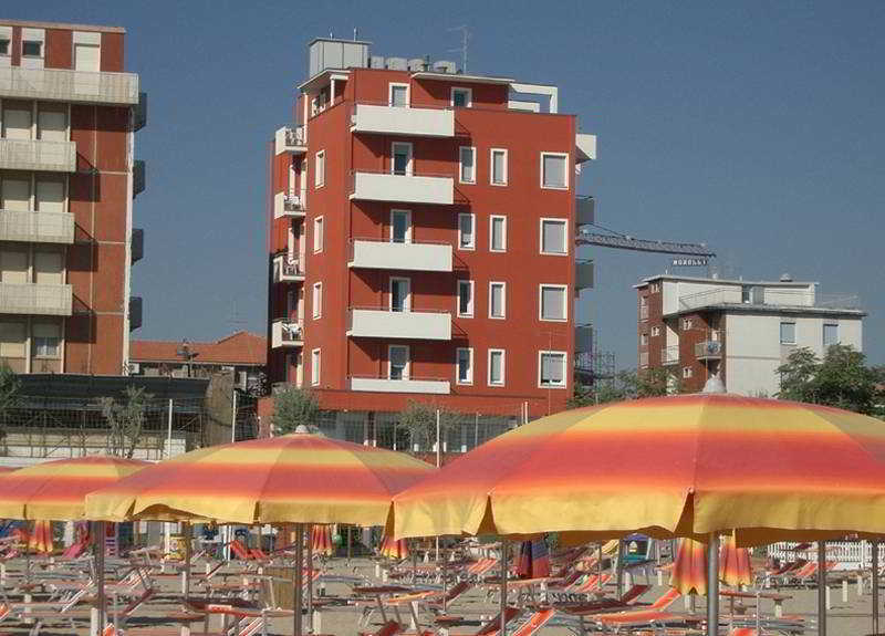 Hotel Salsedine " 5 Mt From The Beach ! " Rimini Buitenkant foto